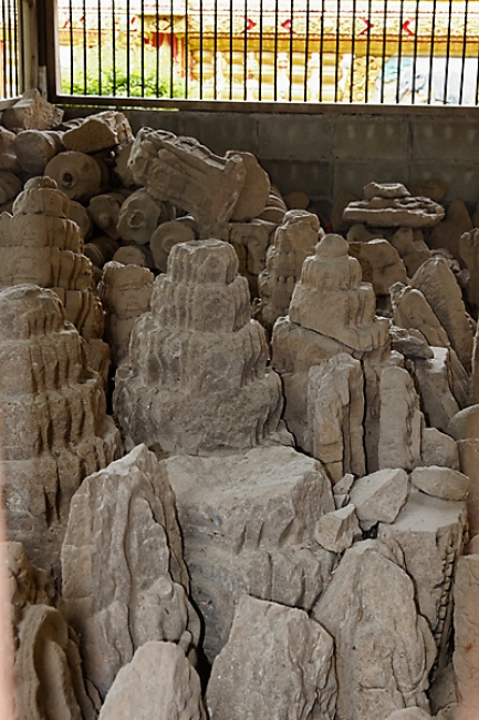 Prasat Sa Kamphaeng Yai-092